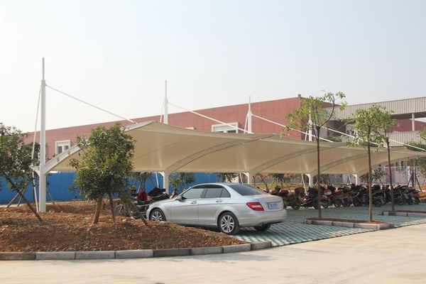 異性膜結構拉桿車棚